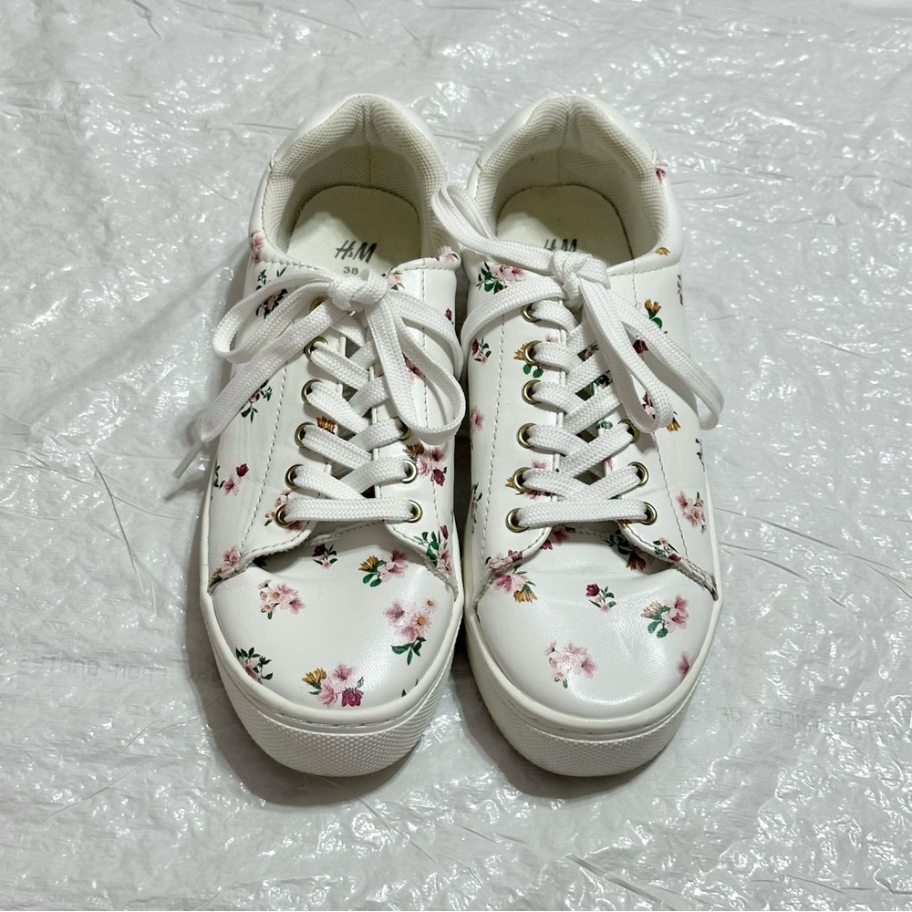H&M Floral Sneakers White Laceups